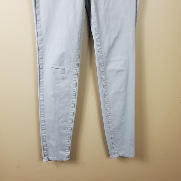 American Eagle Gray Wash Mid-rise Jegging Size 2 - Picture 3 of 9